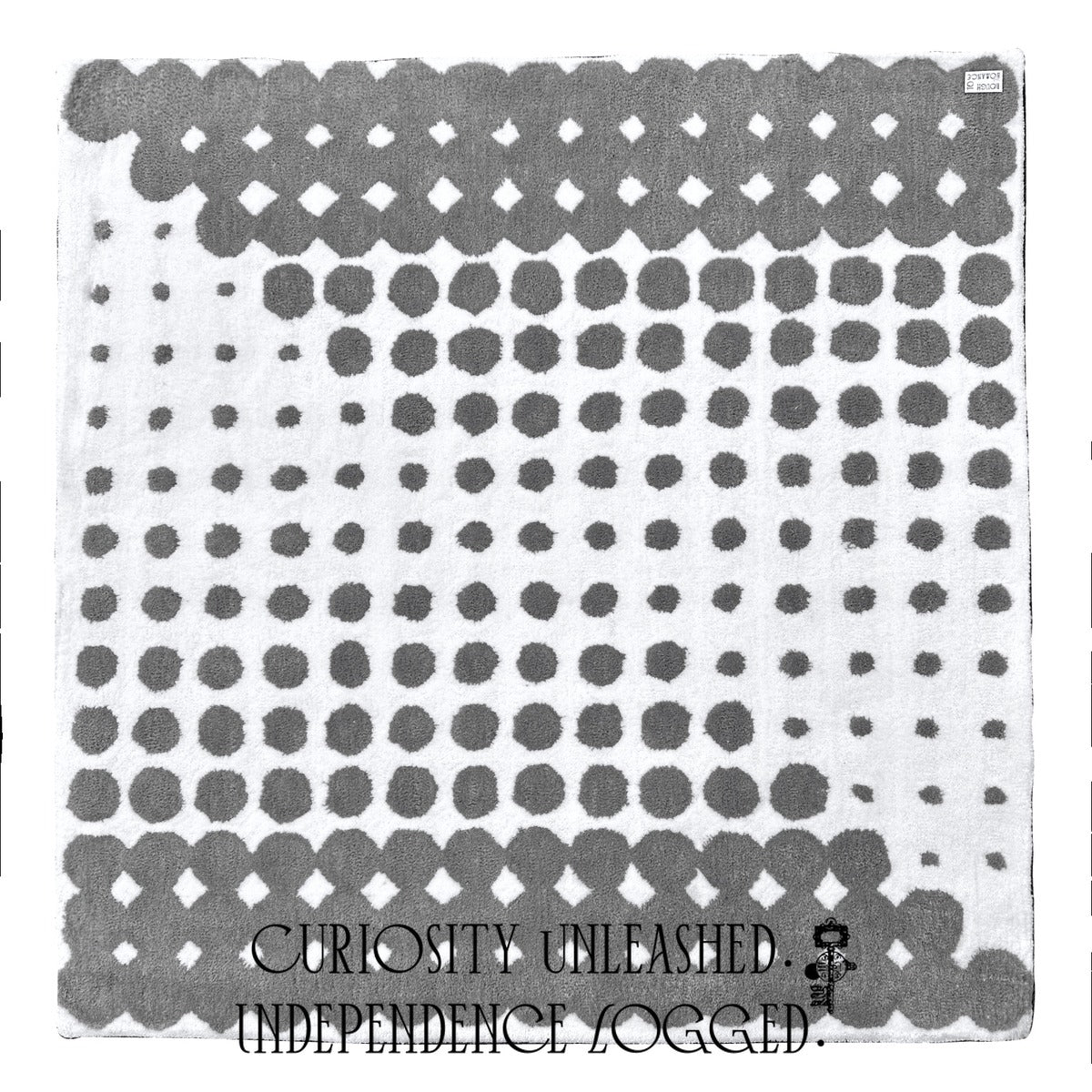 Geometric Square Rug — Halftone Dots