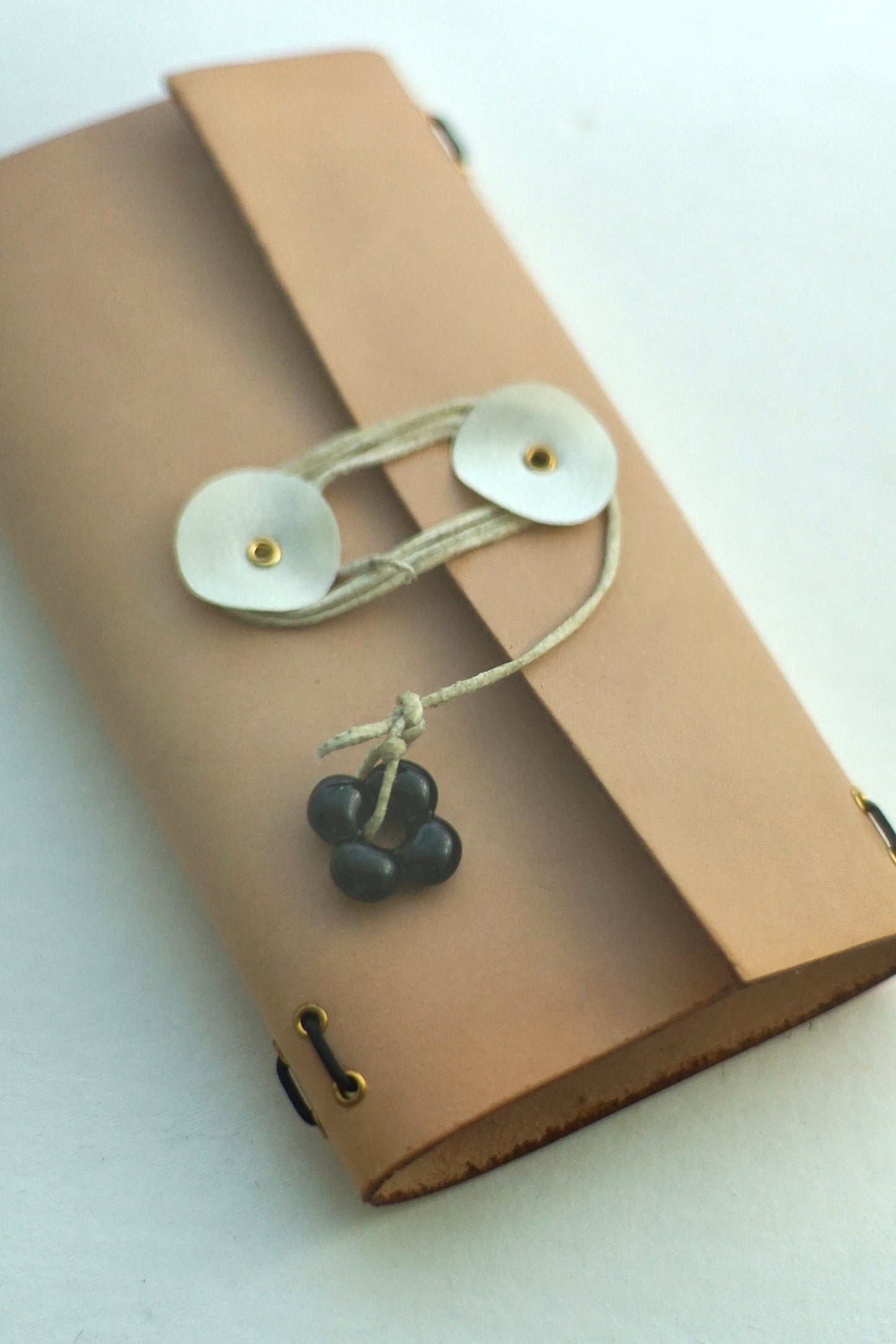 Leather Notebook – Handmade Refillable Journal in Vegetable Tanned