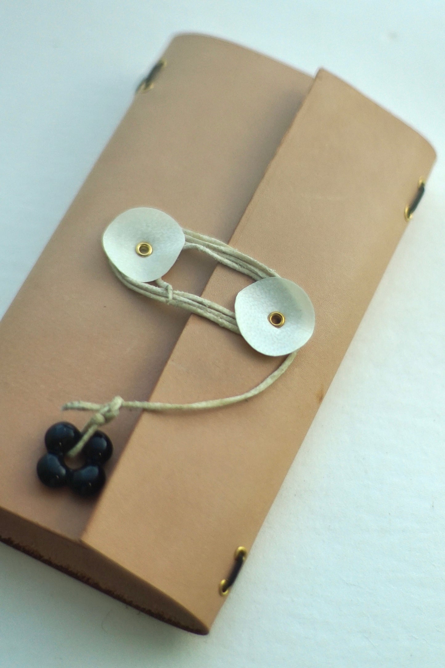 Leather Notebook – Handmade Refillable Journal in Vegetable Tanned