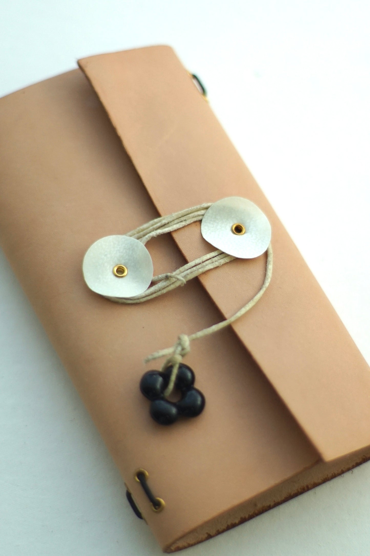 Leather Notebook – Handmade Refillable Journal in Vegetable Tanned
