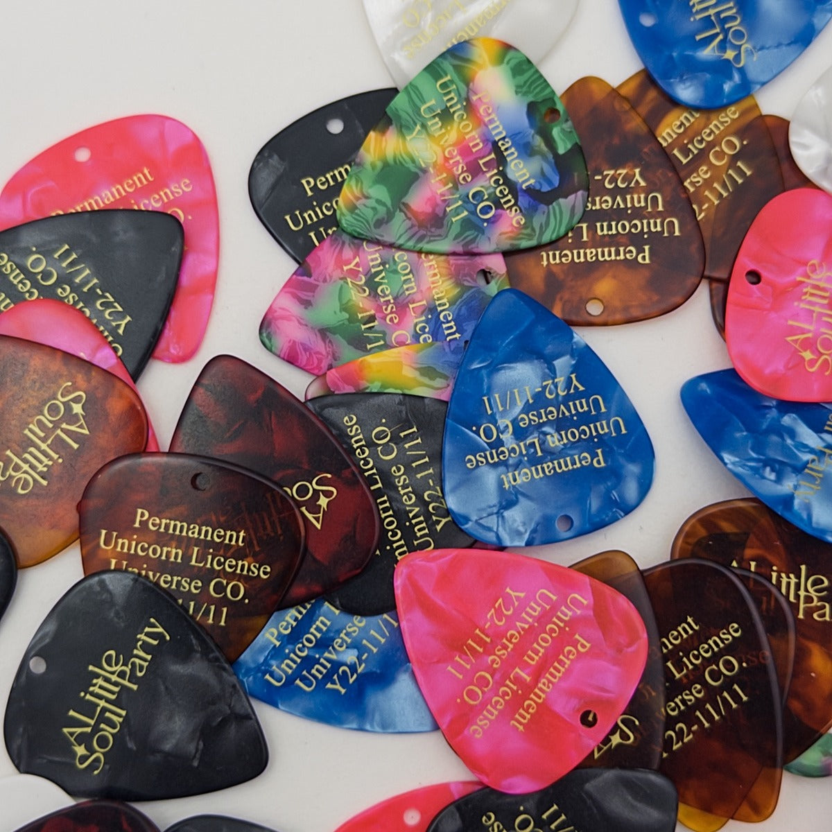 Acetate Guitar Picks — Set of 8 Colours