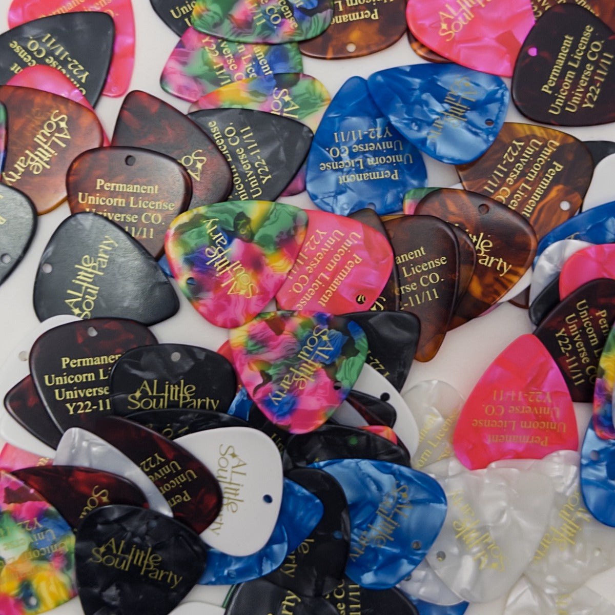 Acetate Guitar Picks — Set of 8 Colours