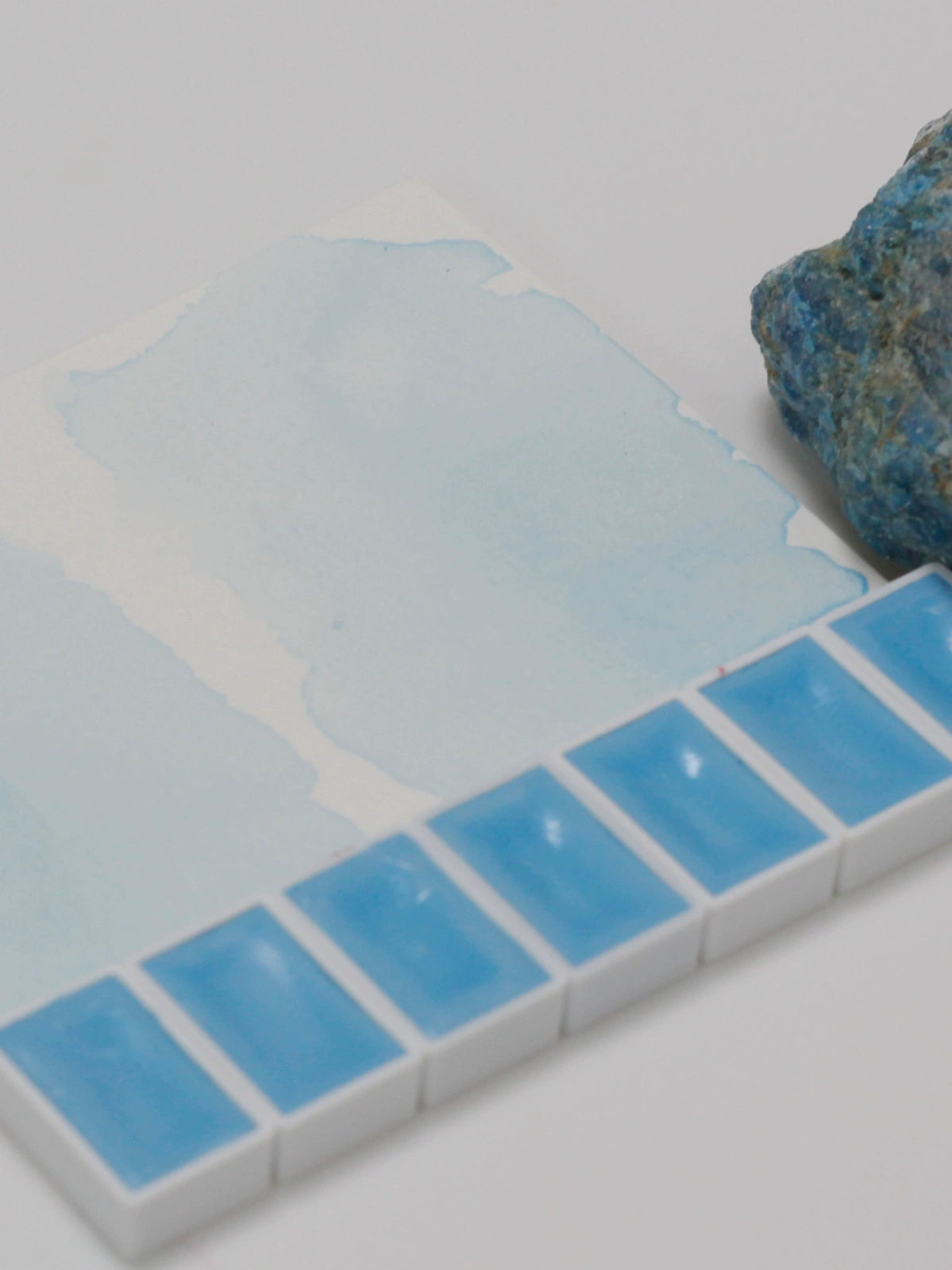 Blue ApatiteGenuine Natural Mineral Solid Handmade Watercolor Pigment Ice Blue