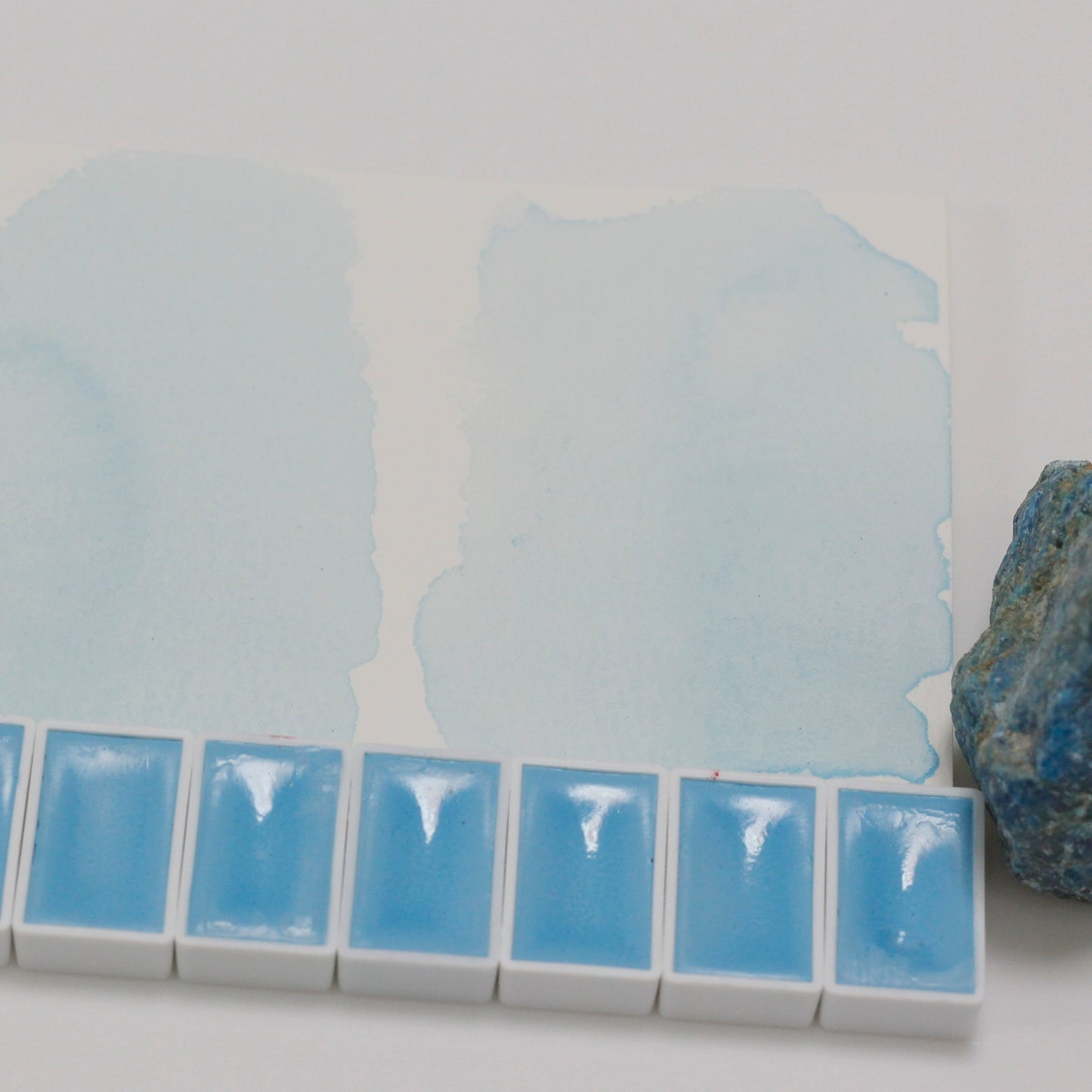 Blue ApatiteGenuine Natural Mineral Solid Handmade Watercolor Pigment Ice Blue