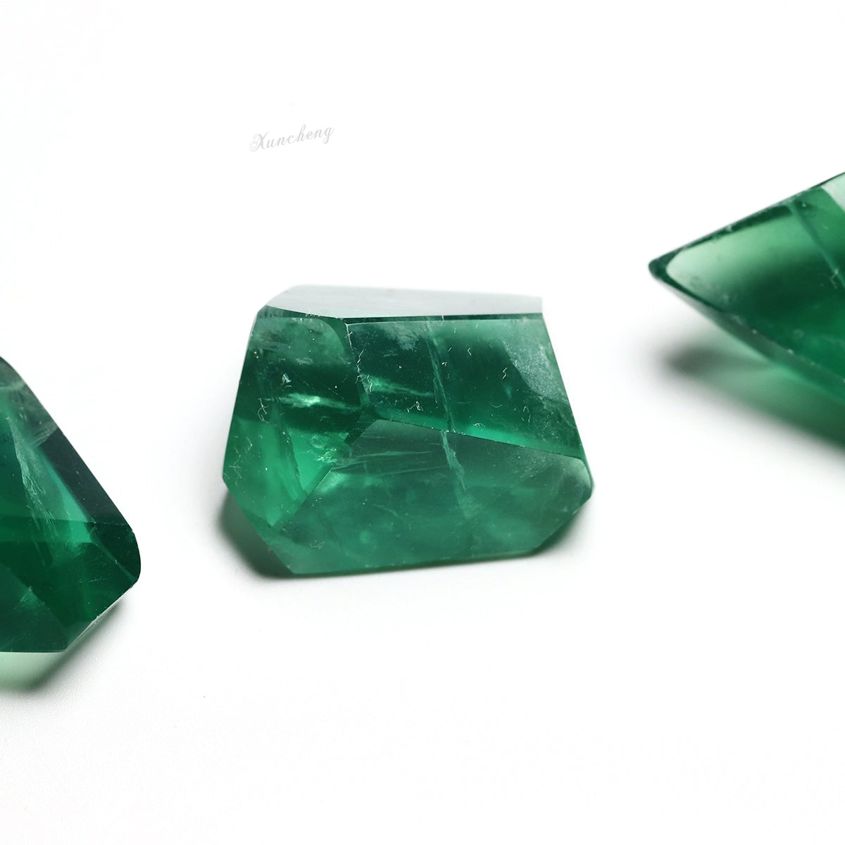 Natural emerald fluorite accompanying ore