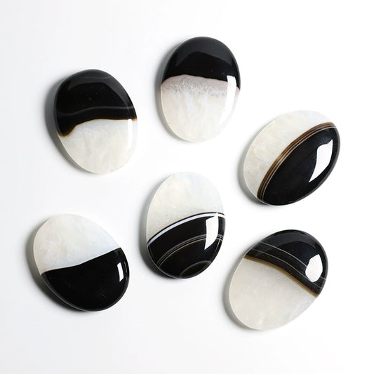 Natural circular black and white agate mineral crystals