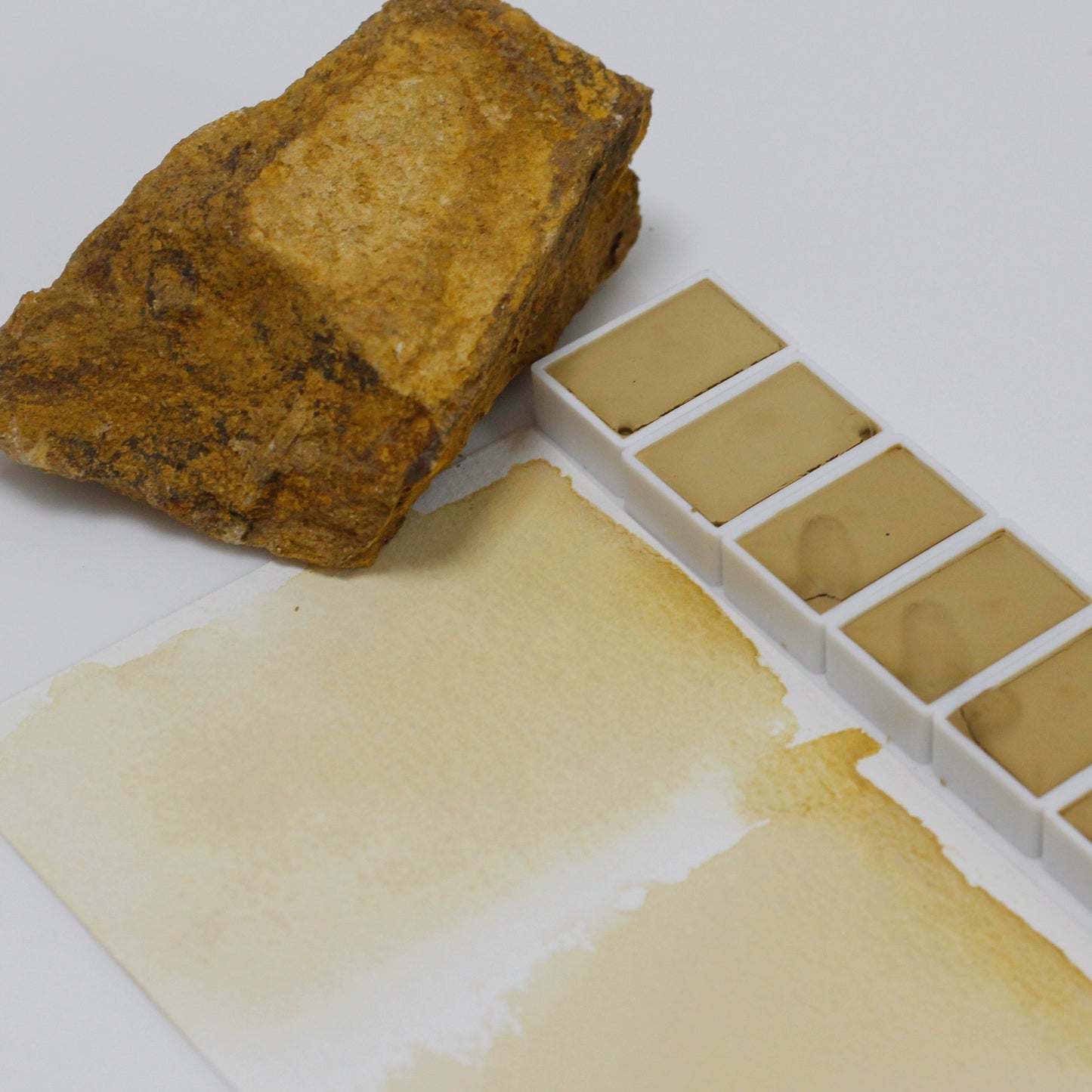 Rock Yellow Natural Mineral Solid Handmade Watercolor Paints Semi-Opaque Landscape Color