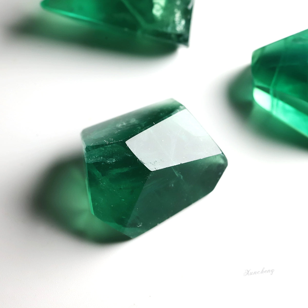 Natural emerald fluorite accompanying ore