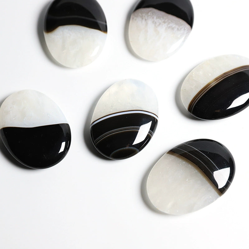 Natural circular black and white agate mineral crystals