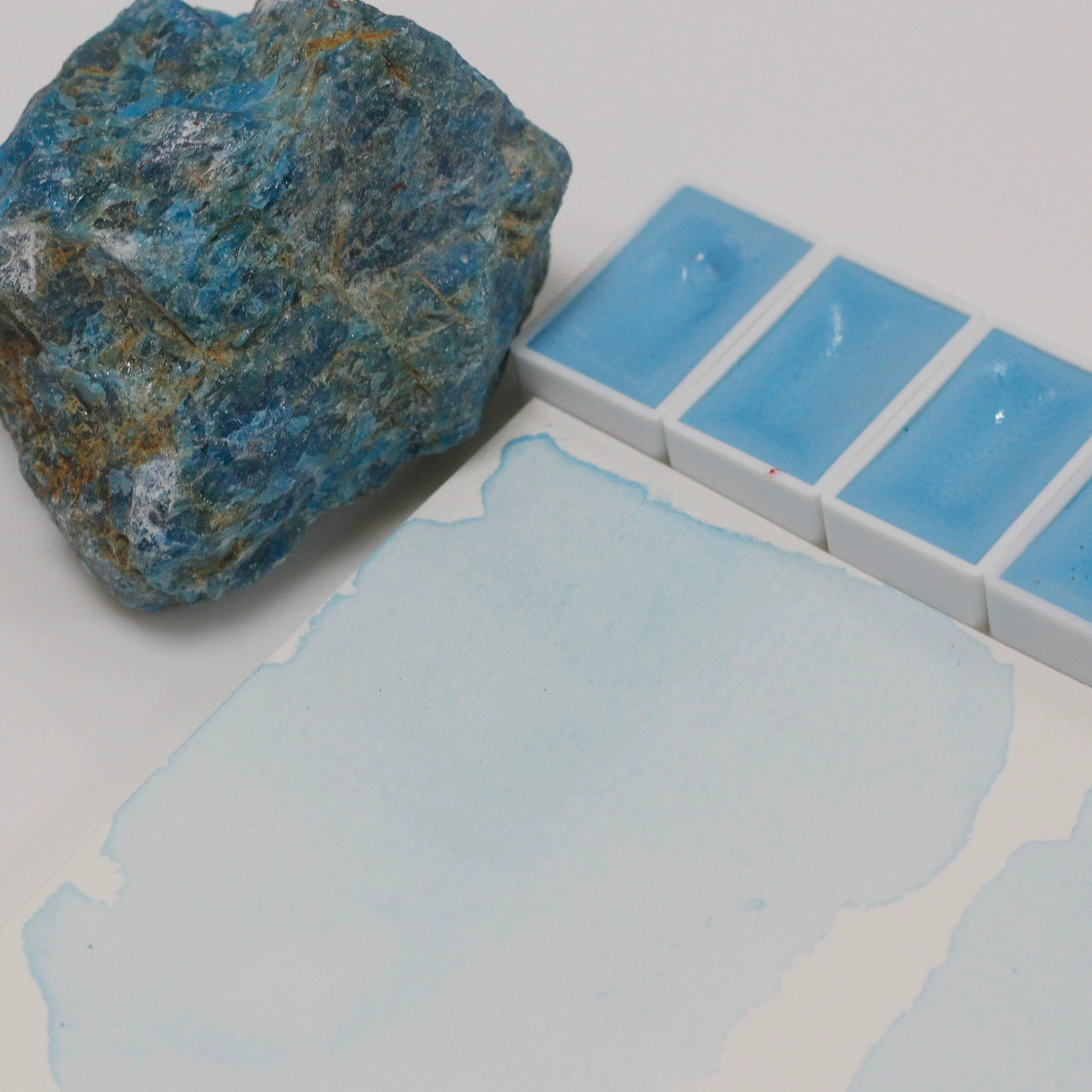 Blue ApatiteGenuine Natural Mineral Solid Handmade Watercolor Pigment Ice Blue